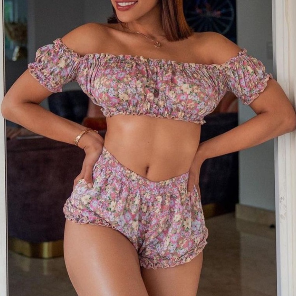 NASTYA NASS SHOP twerk booty shorts size S